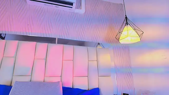 Lana Sliim online show from 06.03.26