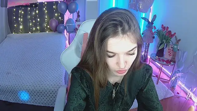 Ann Wood online show from 03.12.26