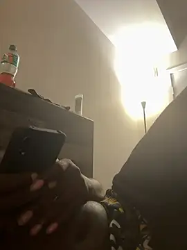 Snapshot of makeherfeelg chatting on 02.23.26 makeherfeelg online show from 02.23.26