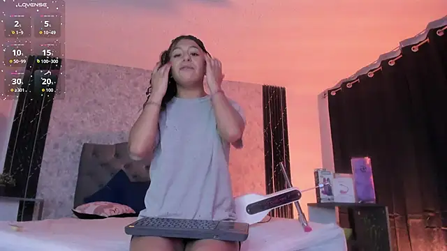 MilyFerrer online show from 05.09.26