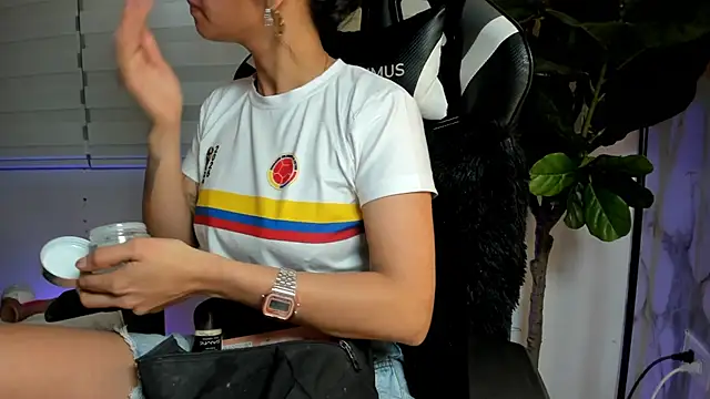 Antonella Moretti  online show from 07.09.26