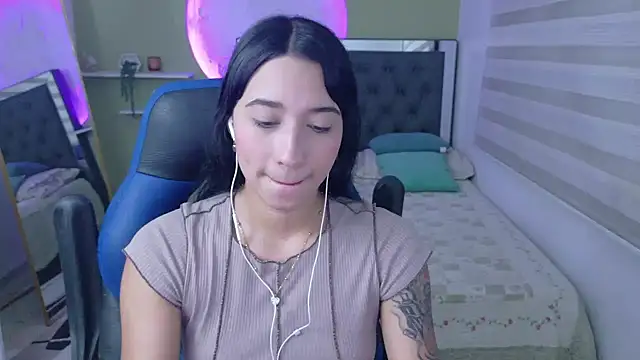 ivvoncute online show from 07.05.26