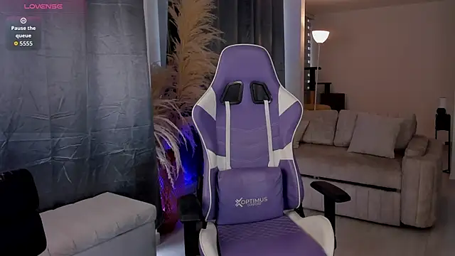 sofiawiliams online show from 06.20.26