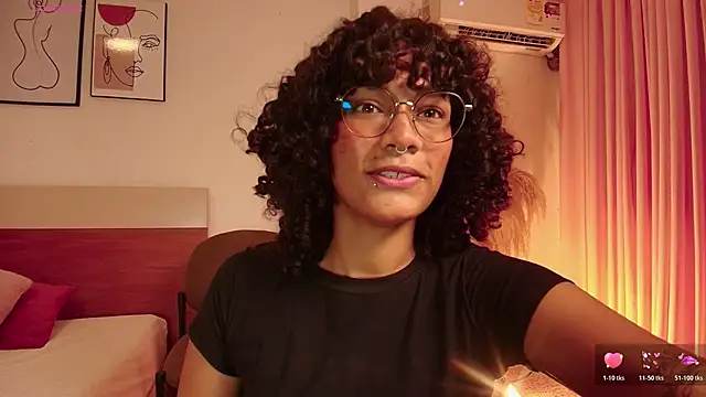 Meganlux1 online show from 06.13.26