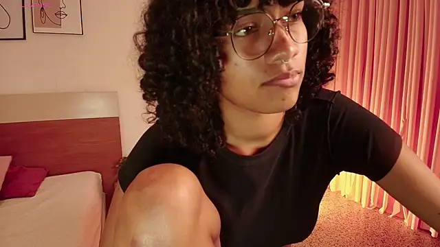 Meganlux1 online show from 06.14.26