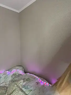 EvelynRavenwood online show from 03.04.26