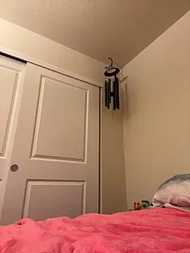 Snapshot of Brunettefantasy4848 chatting on 04.12.26 Brunettefantasy4848 online show from 04.12.26