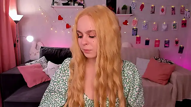 VivienAllen online show from 03.13.26