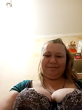 KiraStanton online show from 04.24.26