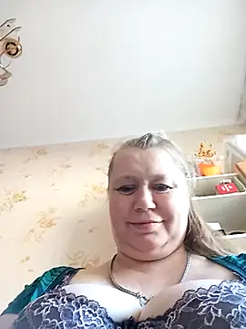 KiraStanton online show from 04.25.26