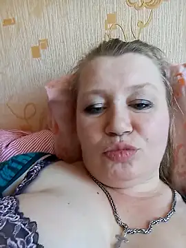 KiraStanton online show from 04.26.26