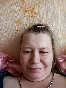 KiraStanton online show from 04.30.26