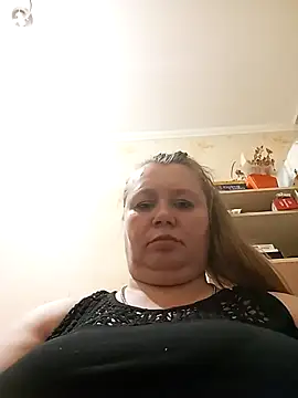 KiraStanton online show from 04.30.26