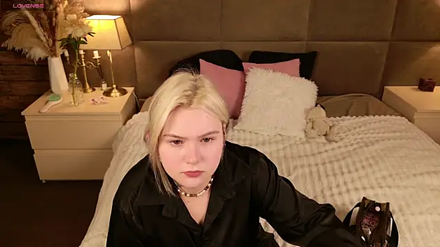 Ivy Marlowe online show from 06.13.26