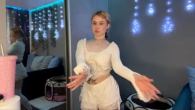 ZyrelihVayne online show from 03.04.26