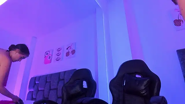 Violet Miller01 online show from 03.11.26