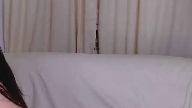 Erika Moan  online show from 03.17.26