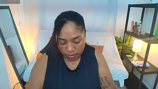 Megan-Small online show from 03.06.26