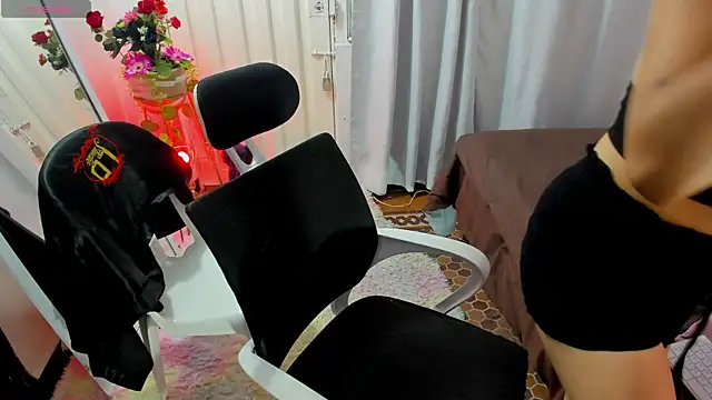 Red-april online show from 03.13.26