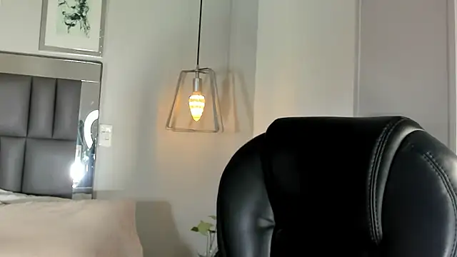 Snapshot of Kataleya_west chatting on 07.27.26 Kataleya west online show from 07.27.26
