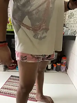 Queenlipx online show from 07.23.26