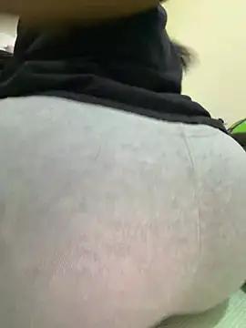 Snapshot of sessy_grl chatting on 06.27.26 sessy grl online show from 06.27.26