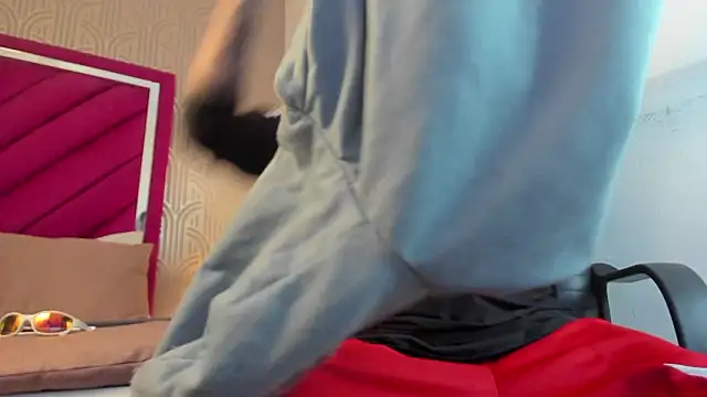 Dominic Foxx online show from 03.12.26