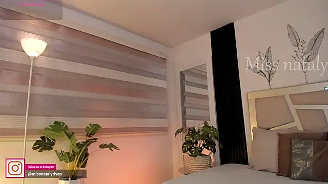 missnataly online show from 04.23.26