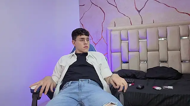 IanBlake  online show from 03.12.26