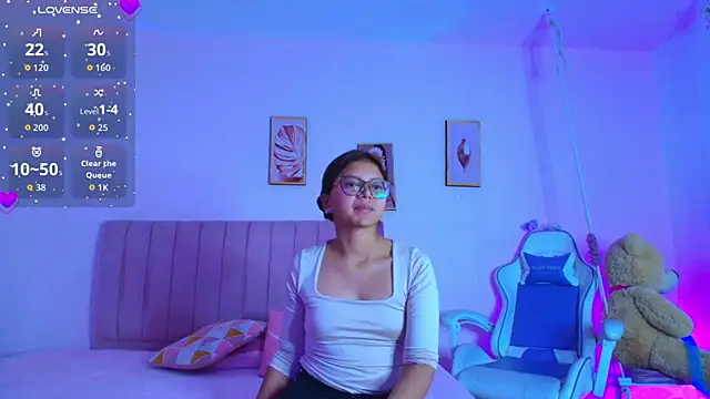 Zoow bluussh online show from 03.02.26