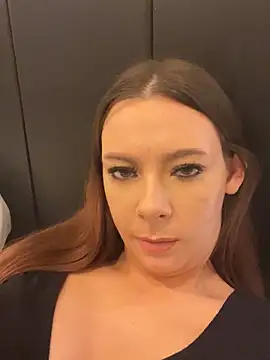 Snapshot of SexyLily22x chatting on 03.06.26 SexyLily22x online show from 03.06.26