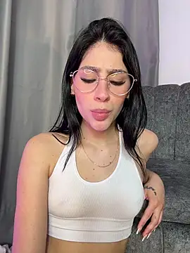 Dasha Be online show from 04.30.26