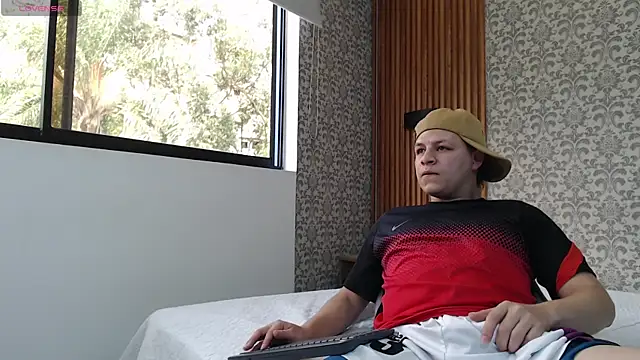 SamJoness  online show from 03.07.26