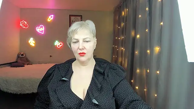 Mary-Leee online show from 05.02.26