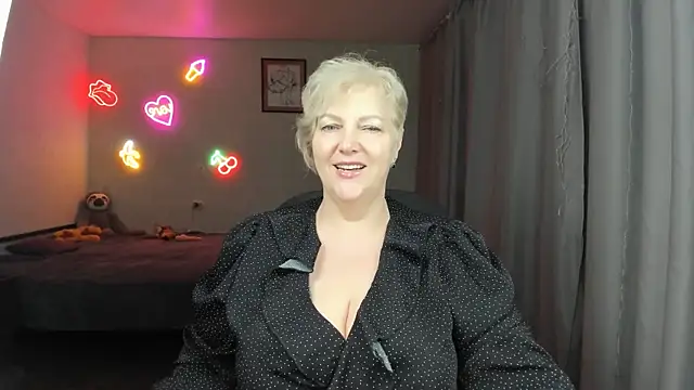 Mary-Leee online show from 06.03.26