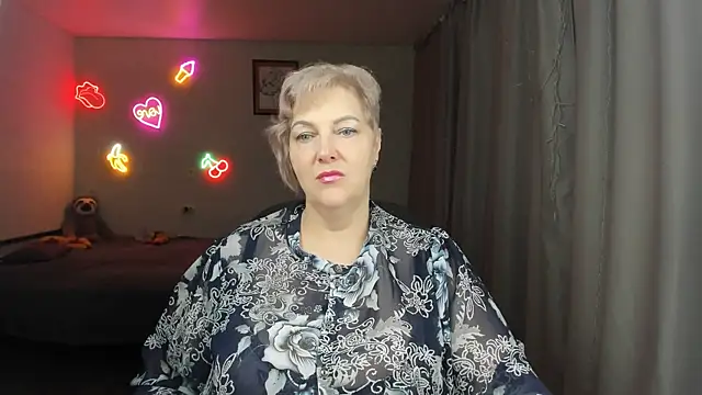 Mary-Leee online show from 06.05.26
