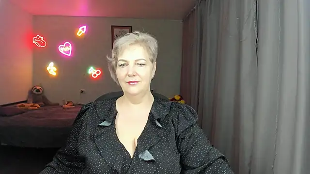 Mary-Leee online show from 06.05.26
