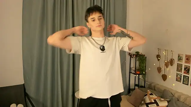 Snapshot of CipherMoth chatting on 03.01.26 CipherMoth online show from 03.01.26