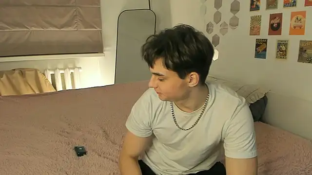 Snapshot of CipherMoth chatting on 03.06.26 CipherMoth online show from 03.06.26