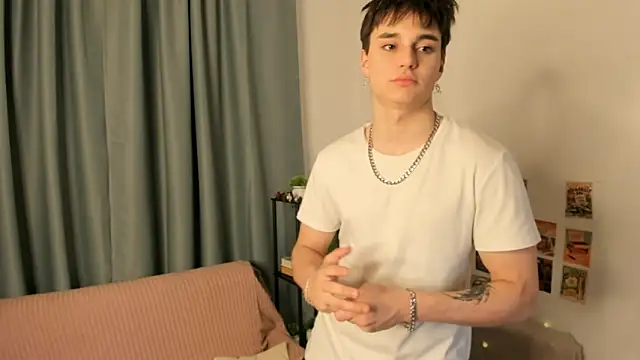 Snapshot of CipherMoth chatting on 03.09.26 CipherMoth online show from 03.09.26