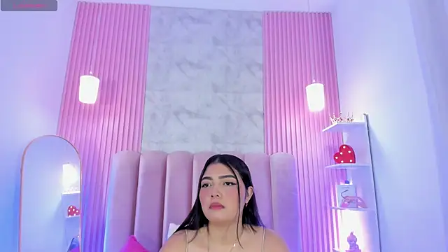 ArianaRougee online show from 06.12.26