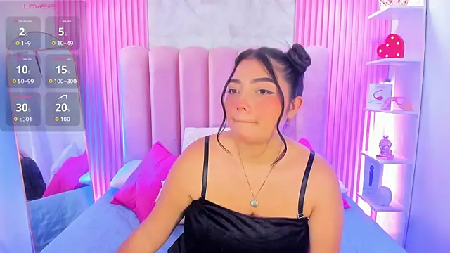 ArianaRougee online show from 06.19.26