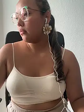 Valentina Liora online show from 03.17.26