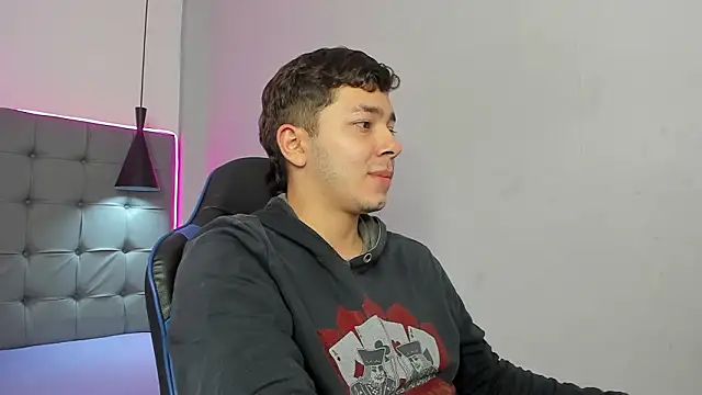 Julian Smith21 online show from 02.26.26