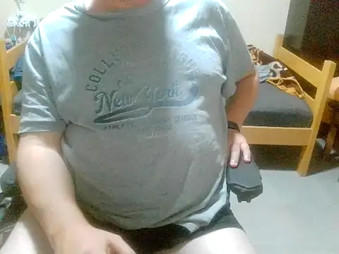 Snapshot of pozitiva000 chatting on 04.06.26 pozitiva000 online show from 04.06.26