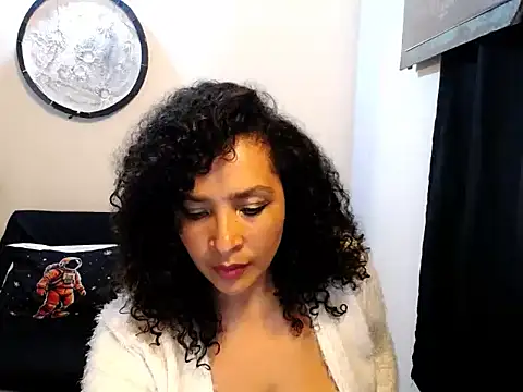 Nerea Boolsara8 online show from 04.28.26