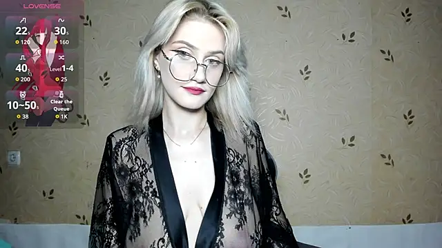 NicoleDaviss online show from 08.08.26