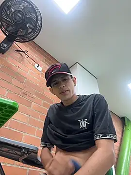 Snapshot of HarryGaze chatting on 03.07.26 HarryGaze online show from 03.07.26