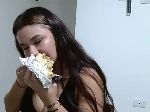 LaiaGomez online show from 03.04.26