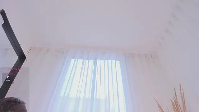 Thiago Jones1 online show from 04.28.26